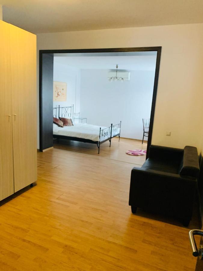 Happy Accomodation Bucureşti Eksteriør bilde