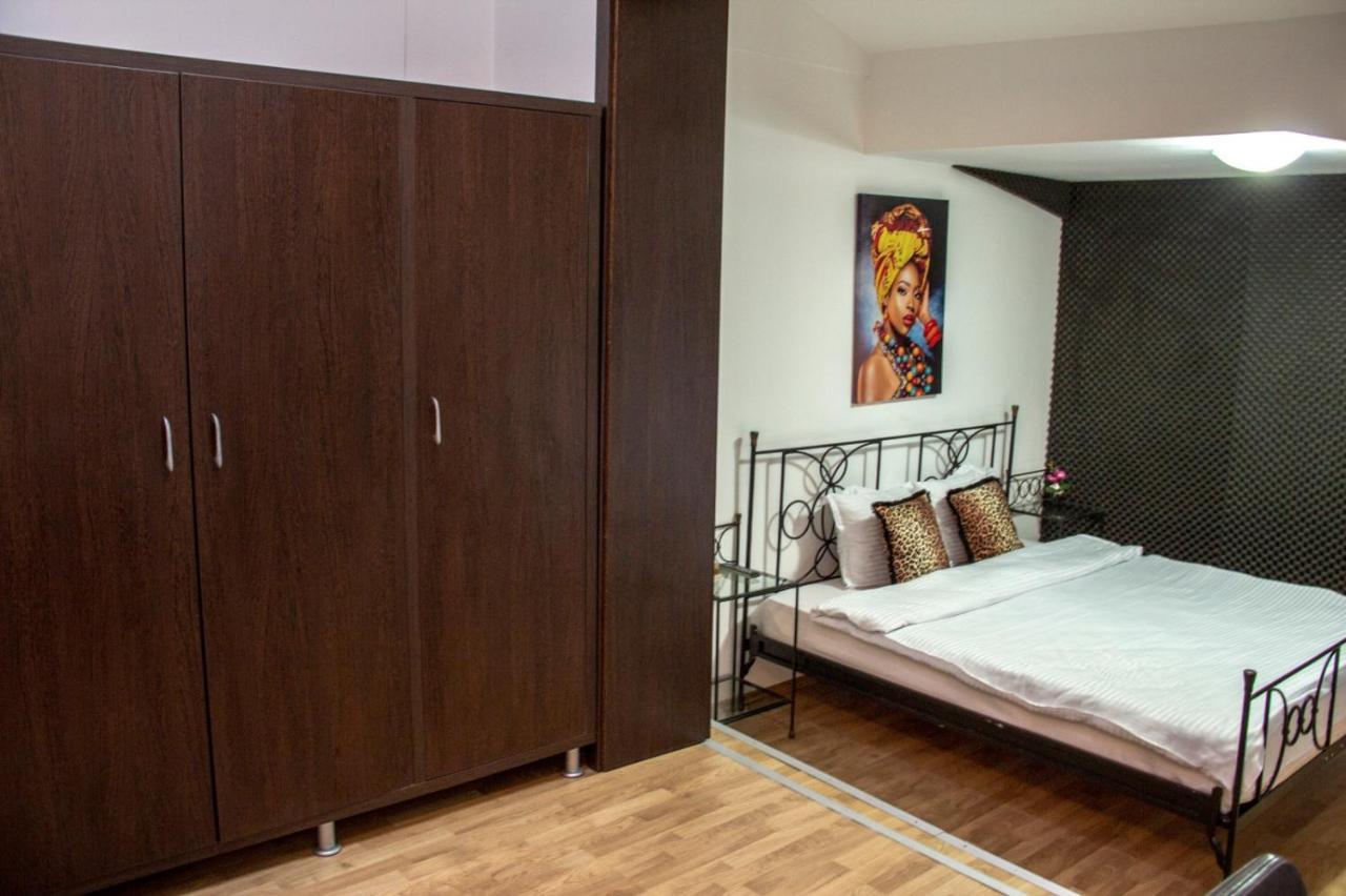 Happy Accomodation Bucureşti Eksteriør bilde